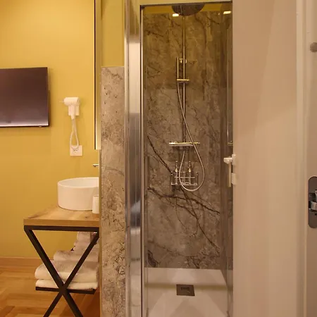 Πανσιόν Dea 4*